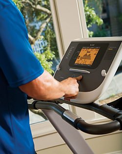 Precor-9.23-Treadmill-Console